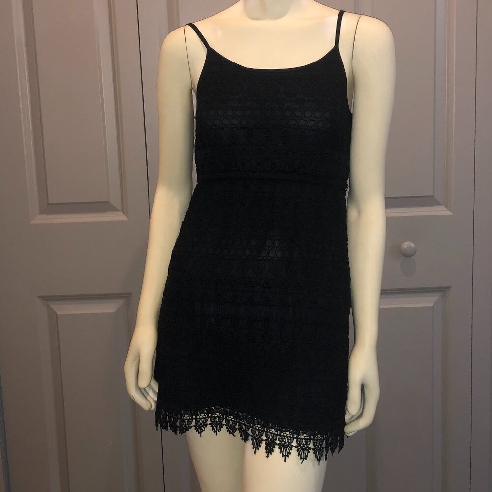 H&M Crochet Lace Mini Dress - Black